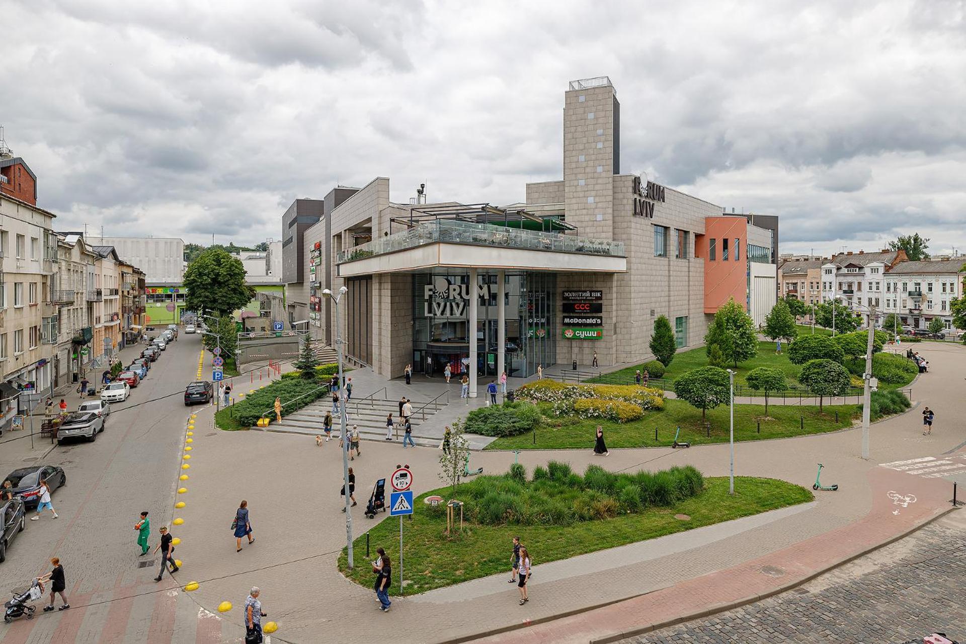 2К Квартира Forum Вулиця Куліша ลวีฟ ภายนอก รูปภาพ